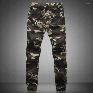 Herrbyxor 2024 kamouflage elastik för smala fit leggings ungdom koreansk version dragstrend trend mens last streetwear