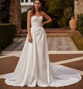 Elegant Long Sweetheart Ivory Wedding Dresses With Detachable Train Mermaid Sleevelsss Satin Zipper Back Sweep Train Bridal Gowns for Women