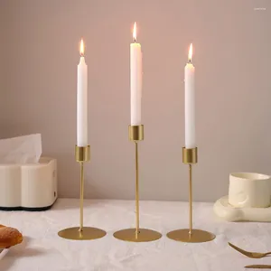 Ljusstakar 1 st järnljusstake Creative Simple Geometric Romantic Cup Table Decoration Gold Black