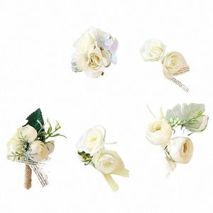 Nowy Rose Rose Nagarstka Zakorne dziewczyny Piromsmen Wedding Satin Rose Brooch Rose Fr Bridal Bridesmaid Brankus