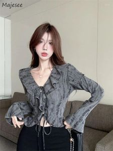 Women's T Shirts Hole T-shirts Women Ruffles Long Sleeve Abdomen Slim All-match V-neck Drawstring Lace-up Spring Sexy Korean Style Outwear