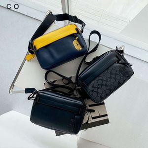 Lüks Moda Diagonal Paket Mağazası Ücretsiz Nakliye Olay Yeni Akademi Amblem Tek Omuz Crossbody Bag Edge Küçük Meydan