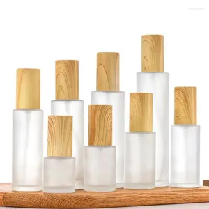 Storage Bottles 20/30/50/80/100/120ml Wood Frosted Glass Spray Bottle Lotion Pump Liquid Sprayer Fine Mist Refillable Wooden Cap Perfume