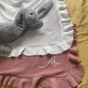 Decken Rüschenkante Woll-Babydecke, personalisierter Name, weiche Baumwolle, gestrickt, individuell, für Kinder, Zuhause, Bett, geborenes Geschenk