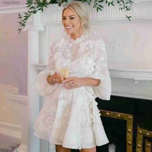 Abiti sexy urbani Mini lunghezza collo alto smerlato abito da sposa celebrità applicazioni floreali maniche lunghe a sbuffo fioritura abiti da sposa corti yq240329