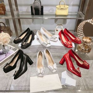End Quality Spring/summer New Fashionable Full Diamond High Single Fashion Square Head Round Heel Shallow Mouth Women's Shoes
