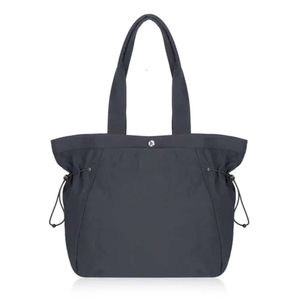 Lu Side Cinch Shopper Bag Сумка для покупок Вещи Мешки Большой емкости Многофункциональная фитнес-сумка на ремне 18 л Городской рюкзак с брендом 959