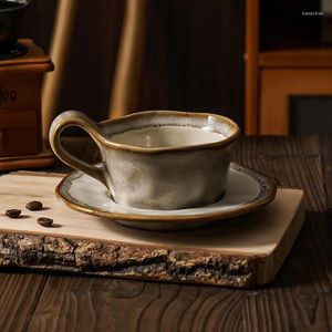 Tazze da donna 160ml Semplice tazza di fiori in ceramica e piatto Set creativo Tazza Forno Trasformazione Ufficio Tè pomeridiano Piatto da caffè