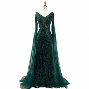 Serene Hill 2024 Green Arabic Feathers Mermaid Luxury Beaded Dres Cape Sleeves Gowns Splite for Women Party GLA72216 M2JI＃