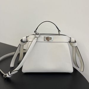 Peekaboo iseeu lyx tygväska designer axel väska kvinnor mode crossbody väska handväska gjord av cuoio romano läder kommer med handtag justerbar axelrem