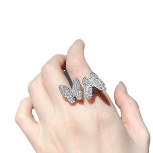 Designer neuer Van V Gold Double Butterfly Ring mit Zirkon -Netz rotes Öffnen verstellbarer Index Finger A68V