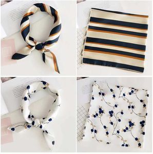 Bandanas Durag Scarves Spring and Summer New Small Silk Scarf Small Square Scarf Ladies Professional Variation Decorative Printing Scarves Y240325