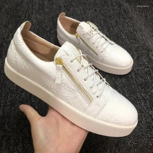 Designer di scarpe casual Confortevole Nero Bianco Classico Moda Abito da corsa Uomo Appartamenti Cerniera con lacci Scarpe da ginnastica per feste esterne