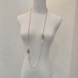 2023 Luxury Quality Charm Long Chain Pendant Necklace With Hollow Design White Emamel Color Have Box Stamp PS7409A249V