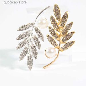 ピンブローチMozog Exquisite Lapel Pin Popular Brooch Portable Alloy Ultralight Tack Delicate Ornament Multistyle Decoration Fashion Jewelry Y240329