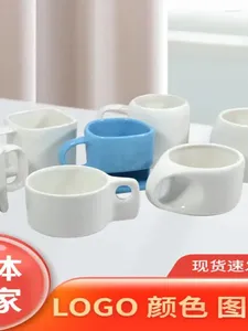 Muggar modern minimalistisk mugg zibo keramisk kreativ vatten kopp kaffe te hushåll fast färg presentannonsering