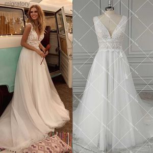 Abiti sexy urbani Boho ritaglio pizzo una linea tulle abiti da sposa su misura scollo a V Plus Size Pastrol Garden romantico senza maniche maxi abito da sposa yq240329