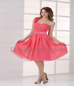 2015 Kort A Line Water Melon One Shoulder Bridesmaid Dresses Handgjorda Flower Party Dresses MZ0473169412