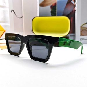 Herren-Designer-Sonnenbrille, Damen-Polariskop-Sonnenbrille, schwarzer Rahmen, grüne Beine, Brille, Markenbuchstabe, UV-Schutzbrille