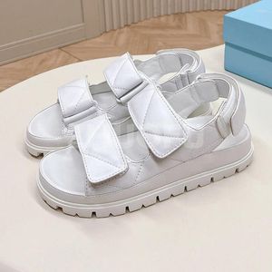 Dress Shoes Female Sandals Summer 2024 Style Solid Colors Upper Tire Bottom Concise Comfortable Women Home