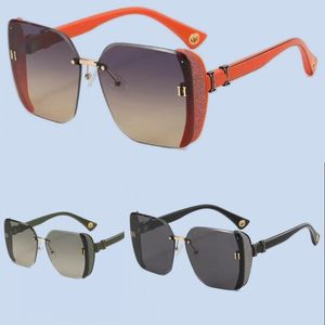 Beliebte Designer-Sonnenbrille, schwarze Buchstaben, verspiegelte Beine, rahmenlos, polarisiert, UV400-Brille, Verlaufsgläser, übergroße, sanfte Brillenmischung, Farbe HJ093 E4