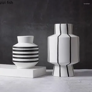 Вазы Черно-белая полосатая керамическая ваза Креативные настольные украшения Цветочная композиция Эстетическое украшение для гостиной