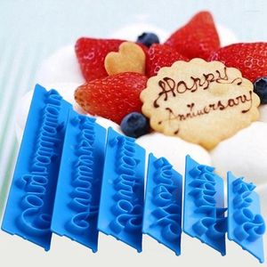 Moldes de cozimento 6 Pçs/set Moldes de Bolo Alfabeto Letra Palavras Biscoito Imprensa Selo Embosser Cortador Fondant Molde Decoração de Feliz Aniversário