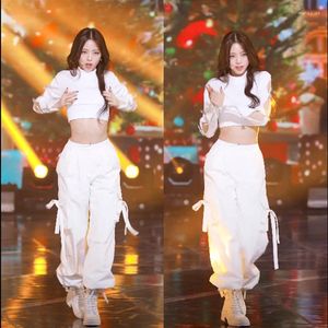 Calças femininas de duas peças Kpop Girl Group Jazz Dance Branco Slim Hollow Out Manga Longa Colete Crop Tops Hip Hop Loose Cargo Mulheres Set