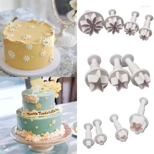 Baking Moulds 3pcs Set Mini Star Flower Plunger Cutter Fondant Biscuit Embossed Stamp Mold Cookies Diy Cookie Tool Cake Decor