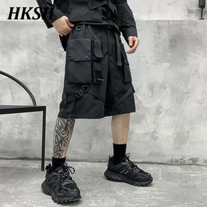 Mäns shorts HKSH Summer Workwear Trendy Brand Ins High Street Loose Outerwear Kne-Length Pants Pockets Straight Capris HK0670