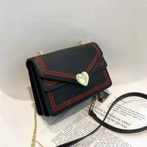 10A Torby na ramię Śliczny posłaniec Crossbody for Women Nowe kobiece torebki Japońskie Kawaii Heart Women torebka 2023 230309