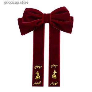 Bow Ties Vintage Luxury Velvet Bow College Style Brooch Professional Shirt Dress Womens Collar Flower Clothing Accessories Y240329