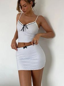 thesy dot مطبوعة V-neck Vest Mini Skirt من قطعتين مجموعة نساء Wrap Wrap Patchwork Bow Slim Fit Beach Sexy Fashion Sets 240326