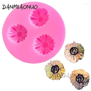 Stampi da forno DANMIAONUO A0618010 Crisantemo Molde Silicone Stampi per dolci in silicone per resina epossidica Dolci alimentari Strumenti di decorazione Cucina