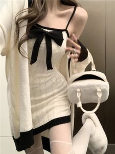 Elegante malha de duas peças conjunto feminino arco designer doce vestido de festa feminino estilo coreano camisola mini terno inverno 240329