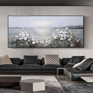 Weiße Blumen-Hängemalerei, handgemaltes grau-blaues Ölgemälde für Wohnzimmer, Sofa, Hintergrund, Wand, dekoratives Gemälde, forales Ölgemälde, Landschaftswandkunst