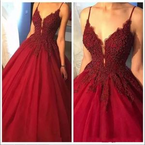 Dark Red Sexy Straps Spaghetti Prom Dresses Sleeveless Crystals Beading Puffy Tulle Evening Gowns Formal Long Party Dress BA