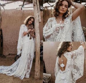 Vintage Bohemian Wedding Dresses With Wrap Lace Appliced ​​Sweep Train V Neck Tassel Hollow Back Beach Wedding Dress Plus Size Brid8220165