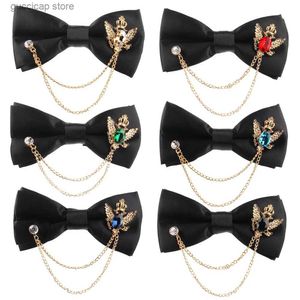 Bow Ties Men Metal Decoratio Bow Tie för män Kvinnor enhetlig krage Bow Knut Vuxen kostym Båge Cravats Male Bowties för bröllopsfest Y240329