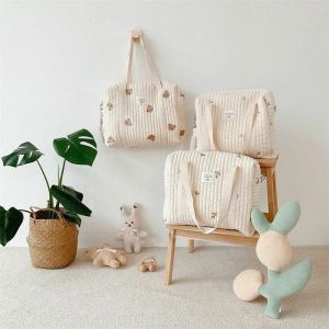 Bags Cute Bear Flower Embroidery Pattern Baby Beige Cotton Fabric Zipper Diaper Handbag 2023 New Lage Bag Lunch Bags