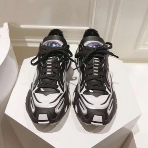 2024 British Style Lightweight Par Dad Women's Autumn New Color Blocking Mesh Versatile Sports Thick Sole Casual Men's Shoes