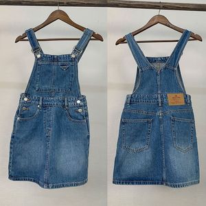 Moda verão vestido das mulheres roupas de grife padaTriangle logotipo denim cinta saia solta emagrecimento versátil e idade reduzindo casual