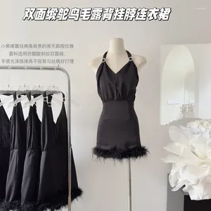 Casual klänningar y2k halter miniklänning sexig rygglös elegant ärmlös fest vestidos kvinna chic streetwear svart