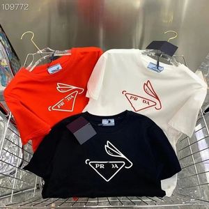 24 New Pra PR Rabbit Year Limited Triangle Tryckt Pure Cotton Short Sleeved T-shirt för män och kvinnor par Rund nacke Loose Top