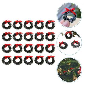 Decorative Flowers 20 Pcs Ornament Christmas Small Wreath Outdoor Decorations Mini Wreaths For Crafts Plastic Simulated Garland