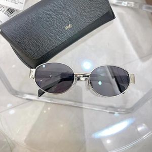 Большие квадратные солнцезащитные очки для мужчин и женщин, элитный бренд, супер качество, простой дизайн, заушники с золотыми повседневными универсальными очками в коробке