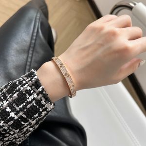 New Design Color Bangle For Woman Stainless Steel Screw Brand Original edition