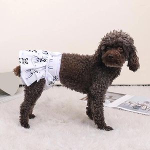 Abbigliamento per cani Pantaloni fisiologici Stampa panda del fumetto Nastro di fissaggio traspirante Foro regolabile per il racconto Pannolino per animali domestici assorbente e a tenuta stagna