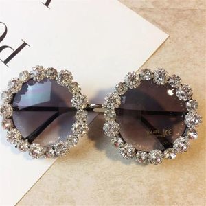 Óculos de sol strass decoração bling elegante proteção uv400 moldura redonda óculos de sol gradiente lente tons