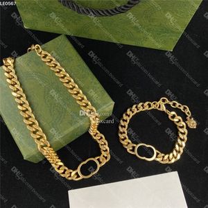 Luxury Thick Chains Necklaces Interlocking Letters Bracelets Golden Tiger Head Pendants Unisex Necklaces Jewelry Sets With Box267A